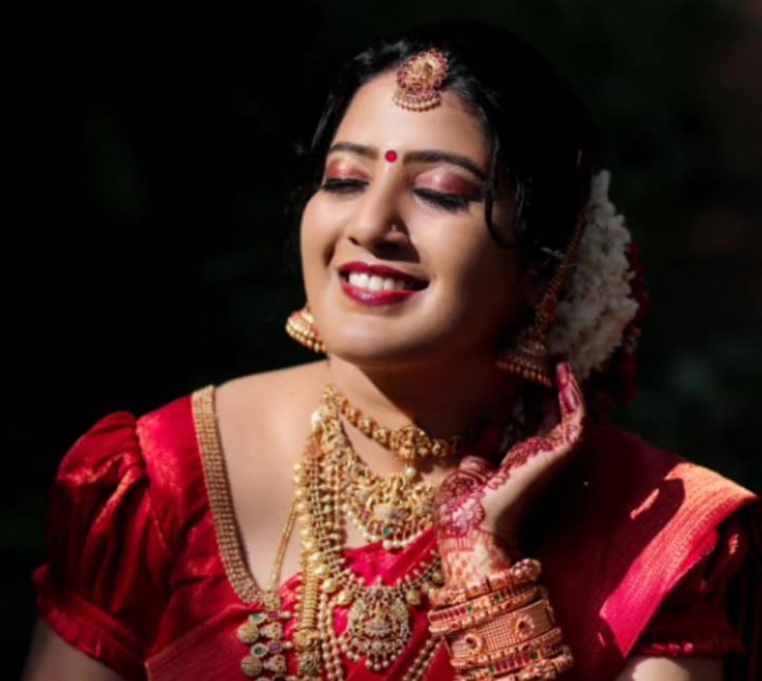 GIRLFRIEND AND BOYFRIEND UNISEX SALON KOTTARAKKARA